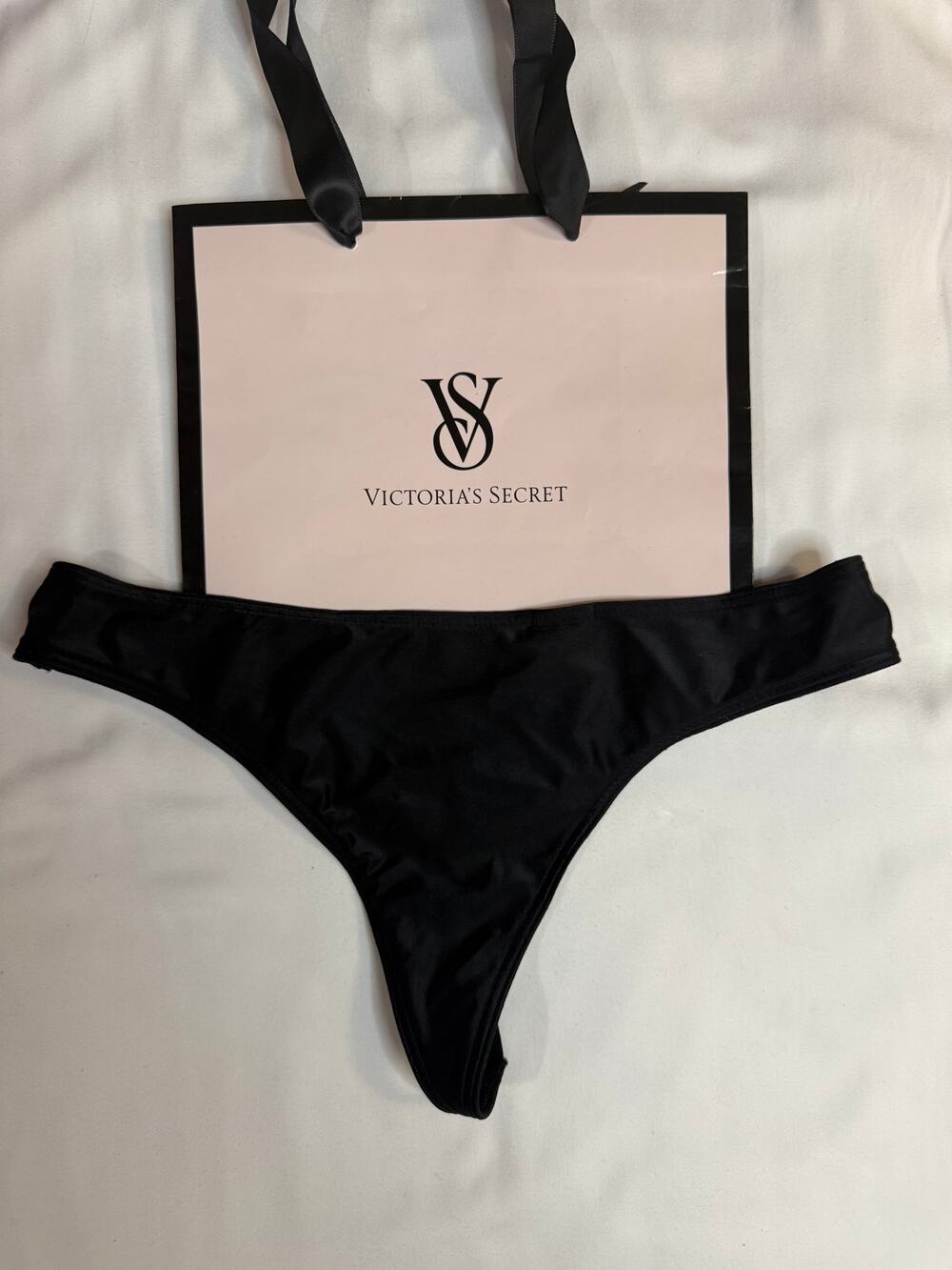 Victoria’s Secret Vintage G-String Thong – Black – Size XS – 2014 NWT